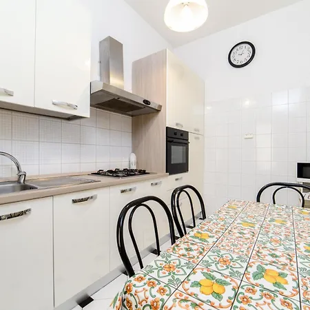Estate4home - Hearts Appartamento Sorrento